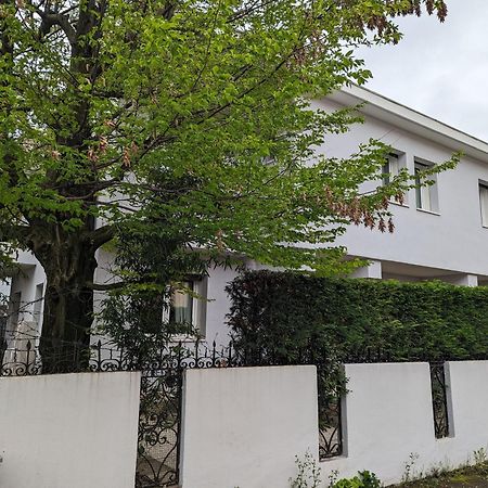 Spazioso Appartamento In Casa Singola Padova Con Giardino Kültér fotó
